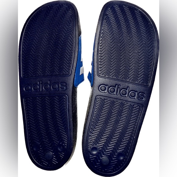 Adidas Adilette Sandals / Slippers NWT Size US 6 - Picture 4 of 4